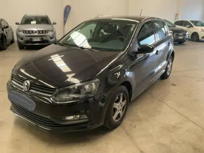 Begagnad VW Polo Trendline 60 HK (44 kW) 2015 Svart Sedan
