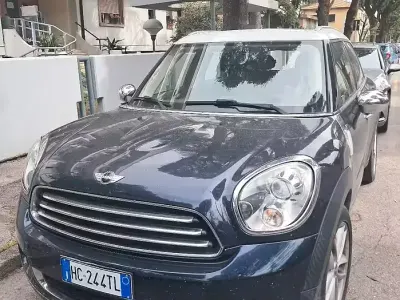 Usata Mini Countryman 111 CV (81 kW) 2012 Blu SUV