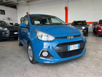 Usata Hyundai i10 Edition 67 CV (49 kW) 2016 Blu/azzurro Utilitaria