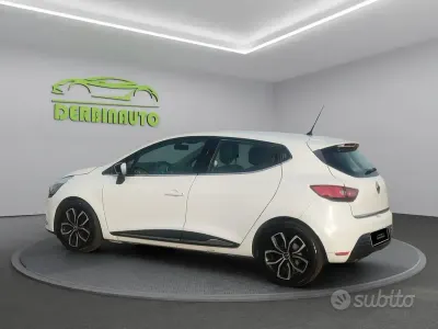 Usata Renault Clio IV 90 CV (66 kW) 2018 Blu Berlina