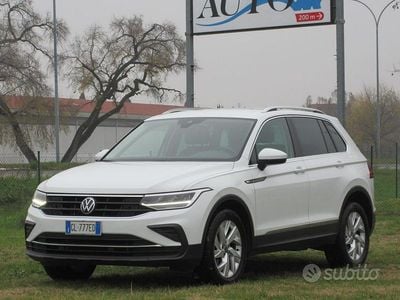 Usata VW Tiguan Life 150 CV (110 kW) 2022 Bianco SUV