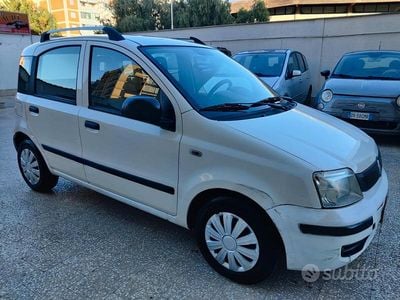 Usata Fiat Panda 69 CV (50 kW) 2012 Bianco Utilitaria