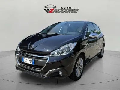 Begagnad Peugeot 208 Allure 83 HK (61 kW) 2019 Other Halvkombi
