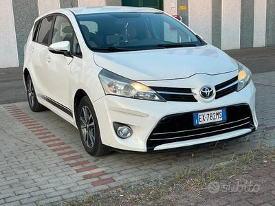 Usata Toyota Verso Comfort 111 CV (81 kW) 2014 Bianco Monovolume