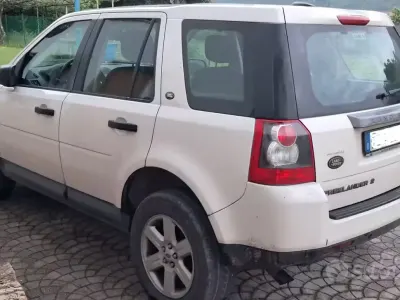 Usata Land Rover Freelander 2 150 CV (110 kW) 2010 Bianco SUV