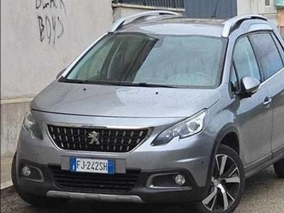 Usata Peugeot 2008 120 CV (88 kW) 2017 Grigio SUV