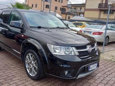 Usata Fiat Freemont Lounge 170 CV (125 kW) 2015 Nero SUV