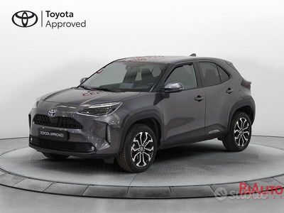 Usata Toyota Yaris Cross Trend 116 CV (85 kW) 2022 Grigio SUV