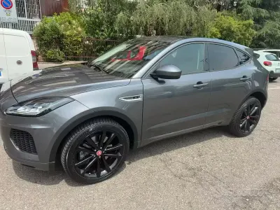Usata Jaguar E-Pace 200 CV (147 kW) 2019 Grigio SUV