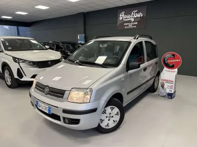 Usata Fiat Panda Dynamic 60 CV (44 kW) 2009 Argento Utilitaria
