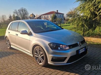 Usata VW Golf VII R-line 140 CV (102 kW) 2015 Grigio Berlina