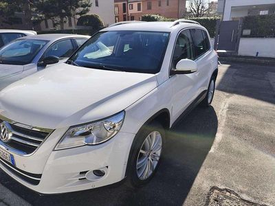 Usata VW Tiguan Sport 140 CV (102 kW) 2010 Bianco SUV
