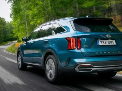Nuova Kia Sorento 287 CV (211 kW) 2025 Argento SUV