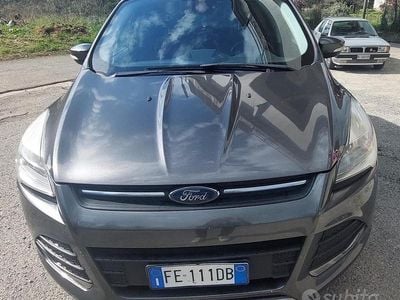 Usata Ford Kuga Titanium 150 CV (110 kW) 2016 Grigio SUV