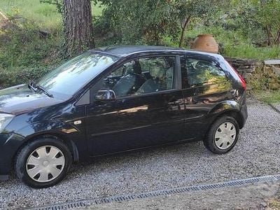 Occasion Ford Fiesta 75 ch (55 kW) 2007 Noir Citadine