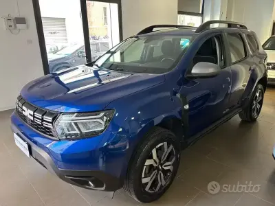 Usata Dacia Duster Journey 90 CV (66 kW) 2023 Blu SUV