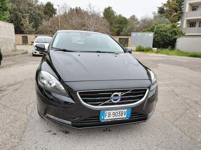 usata Volvo V40 D2 R-design Momentum Eco plus