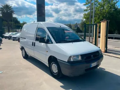 Usata Fiat Scudo 69 CV (50 kW) 1999 Bianco Furgone