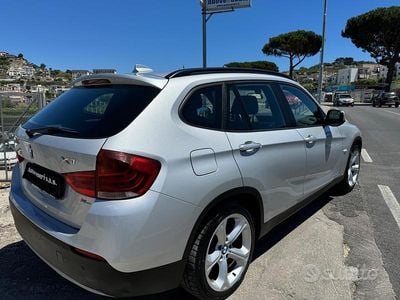Begagnad BMW X1 143 HK (105 kW) 2010 Grå SUV