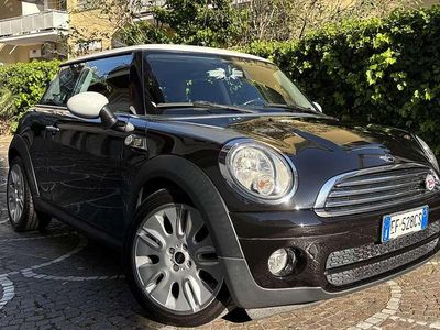 Usata Mini Cooper D 109 CV (80 kW) 2010 Utilitaria