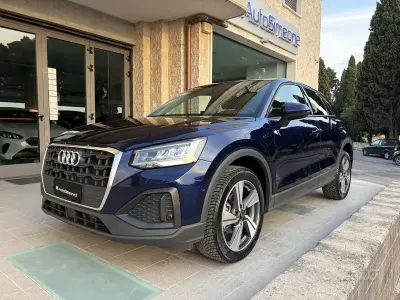 Usata Audi Q2 Admired 116 CV (85 kW) 2022 Blu SUV