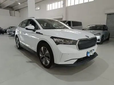 Usata Skoda Enyaq iV Executive 69 kW (95 CV) 2021 Bianco SUV