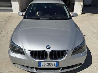 Usata BMW 530 231 CV (169 kW) 2006 Grigio Berlina