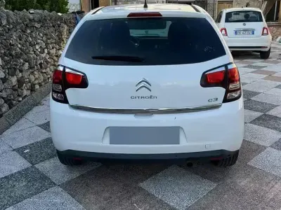 Usata Citroën C3 82 CV (60 kW) 2016 Bianco Berlina