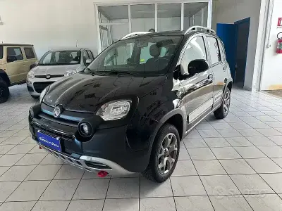 Usata Fiat Panda Cross Cross 84 CV (61 kW) 2019 Nero Utilitaria