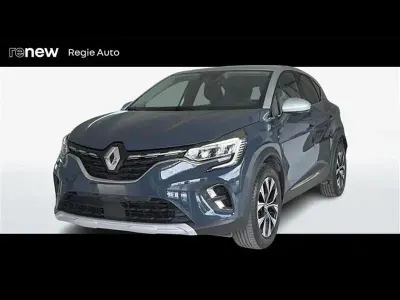 Usata Renault Captur Intens 101 CV (74 kW) 2023 Blu/azzurro SUV