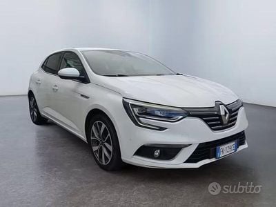 Usata Renault Mégane IV Bose Edition 110 CV (80 kW) 2017 Grigio Berlina