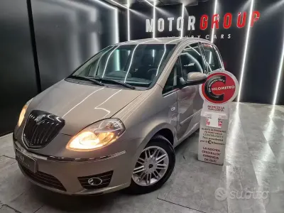 Usata Lancia Musa 77 CV (56 kW) 2010 Grigio Monovolume