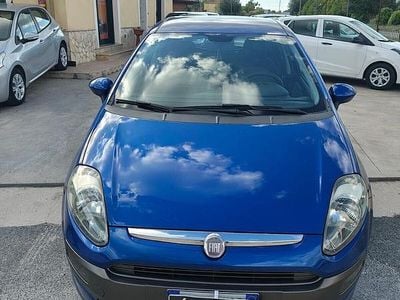 Usata Fiat Punto Evo Dynamic 69 CV (50 kW) 2011 Blu Utilitaria