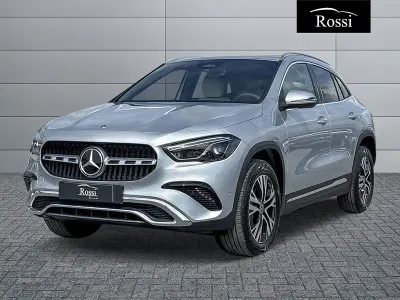 Nuova Mercedes GLA180 116 CV (85 kW) 2025 Bianco SUV