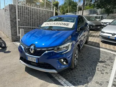 Usata Renault Captur Initiale Paris 131 CV (96 kW) 2020 Blu SUV