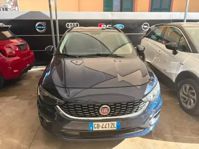 Usata Fiat Tipo Lounge 120 CV (88 kW) 2020 Blu Station wagon