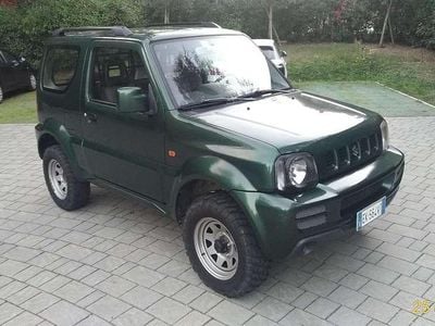 Usata Suzuki Jimny 86 CV (63 kW) 2012 Verde SUV