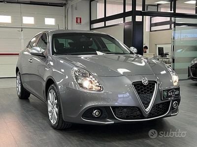Usata Alfa Romeo Giulietta Ti 120 CV (88 kW) 2020 Grigio Utilitaria