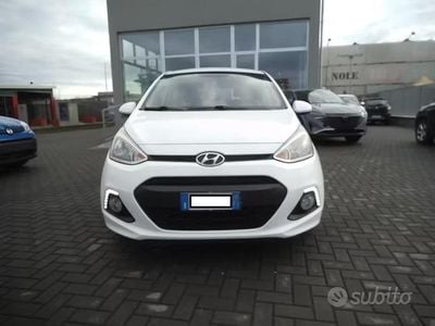 Usata Hyundai i10 67 CV (49 kW) 2015 Bianco Utilitaria