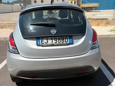 Usata Lancia Ypsilon 2011 Grigio Utilitaria