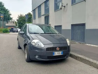 Usata Fiat Grande Punto Active 65 CV (47 kW) 2007 Utilitaria