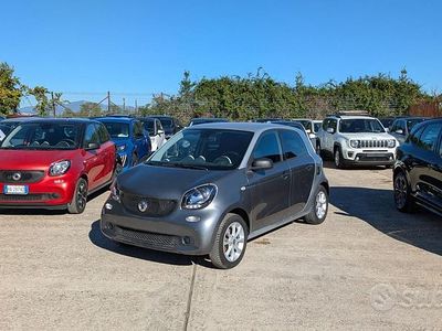 Usata Smart ForFour 71 CV (52 kW) 2017 Grigio Utilitaria