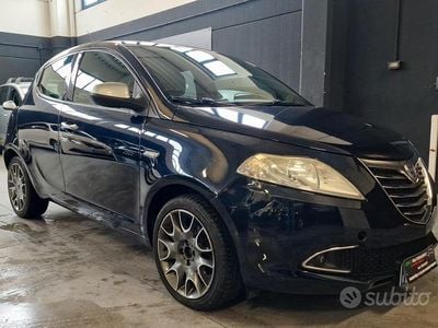 Usata Lancia Ypsilon S 85 CV (62 kW) 2012 Blu Utilitaria