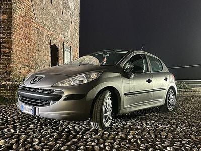 Usata Peugeot 207 95 CV (69 kW) 2009 Grigio Utilitaria