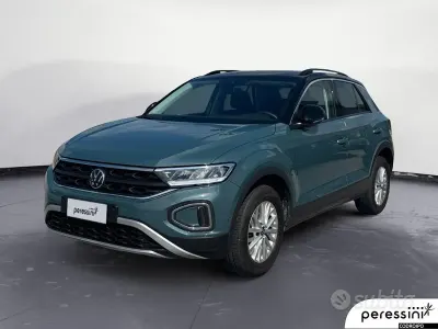 Używany VW T-Roc Life 116 KM (85 kW) 2025 Niebieski SUV