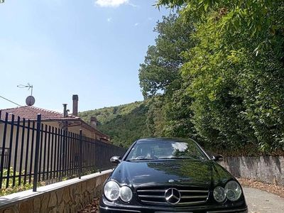 Nero Usata 2010 Mercedes CLK320 Avantgarde Coupé | 7900 €