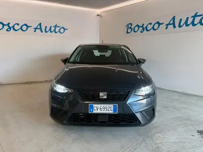 Usata Seat Ibiza Style 95 CV (69 kW) 2024 Grigio Utilitaria