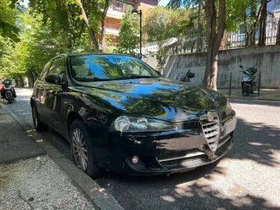 Usata Alfa Romeo 147 120 CV (88 kW) 2007 Utilitaria
