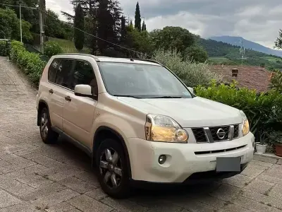 Usata Nissan X-Trail 150 CV (110 kW) 2008 Bianco SUV