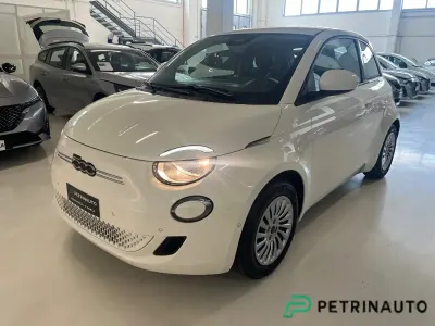Nuova Fiat 500e 42 kW (58 CV) 2026 Bianco